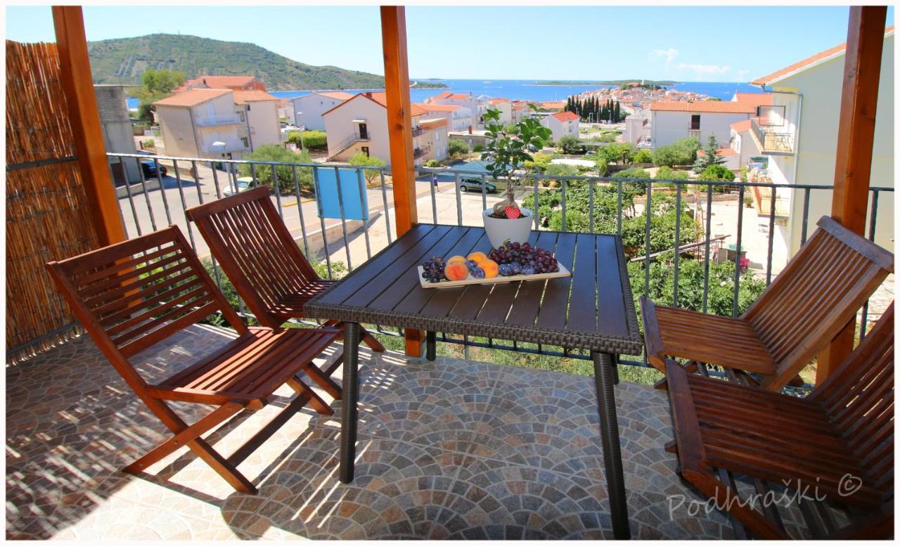 Primosten Apartments Exterior foto