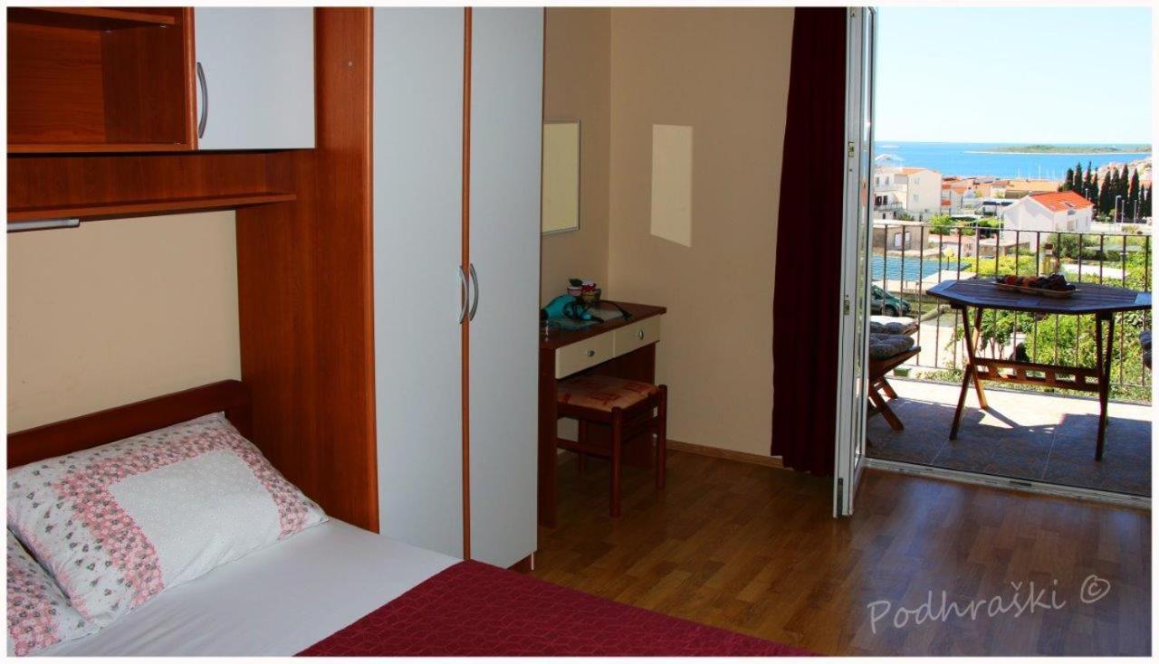 Primosten Apartments Exterior foto